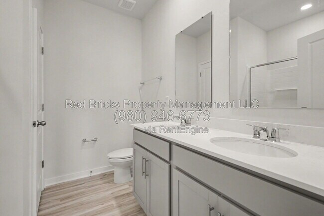 Building Photo - 524 Blackpool Ct