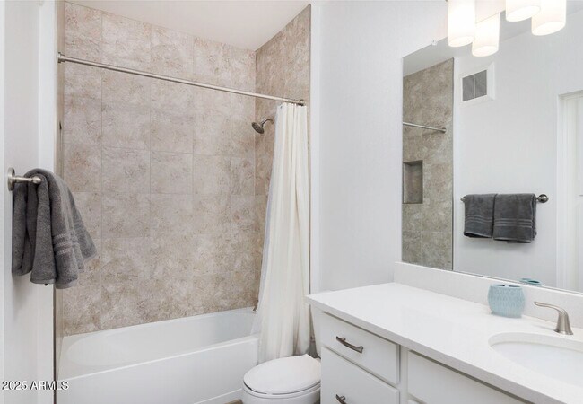 Building Photo - 2511 W Queen Creek Rd