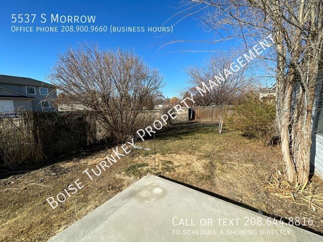 Building Photo - Large home in quiet South Boise neighborho...