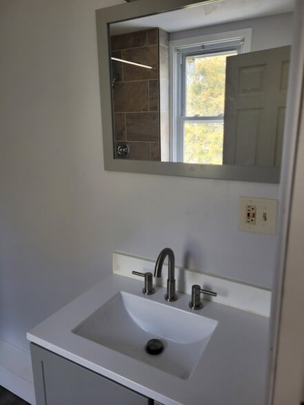 2nd Floor Bath #2 - 65 Center St