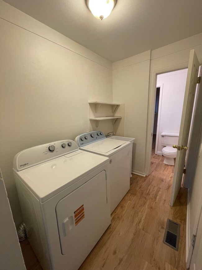 Building Photo - 3-Bedroom Home on a Corner Lot | Early Move in Available!