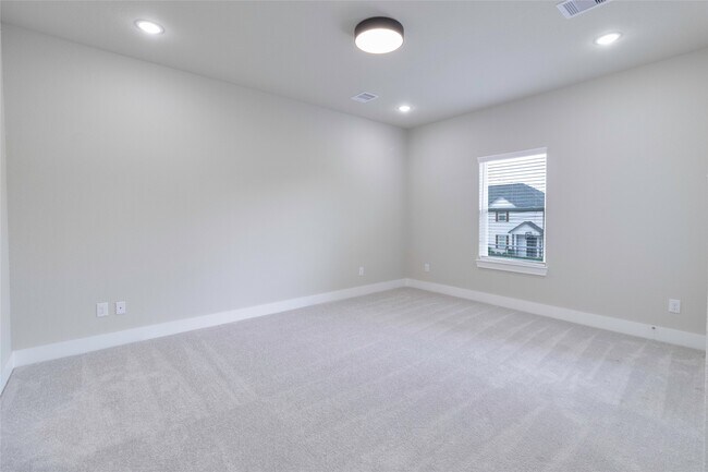 Building Photo - 9101 Noel St