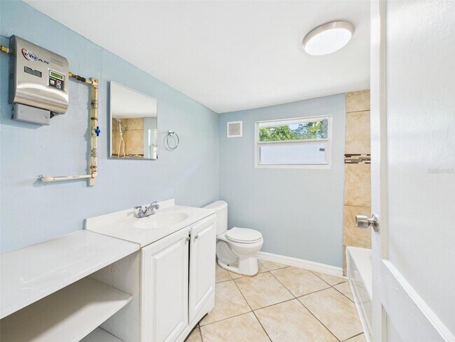 Building Photo - 348 Gordon Ave