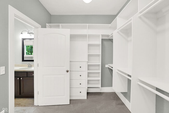 Building Photo - 16893 Oak Manor Dr