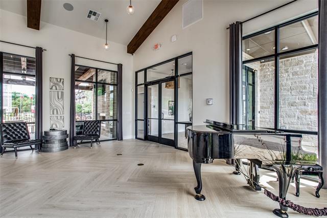 Building Photo - 2654 Carolwood Ln