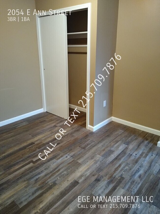 Building Photo - 2054 Ann St