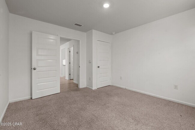 Building Photo - 6416 Slabinski Ln