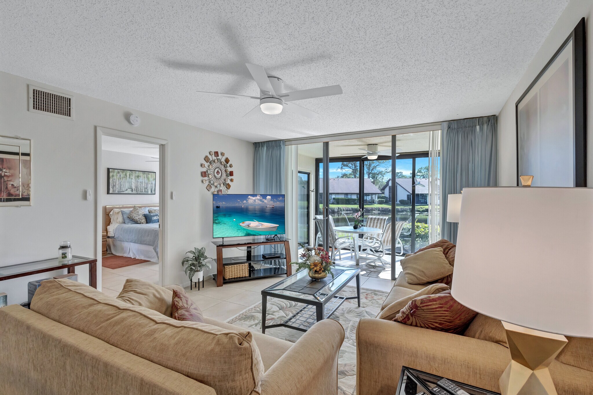 Living room - 5224 Lake Village Dr