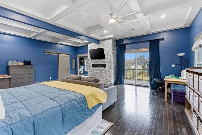 Building Photo - 1105 Stockell St