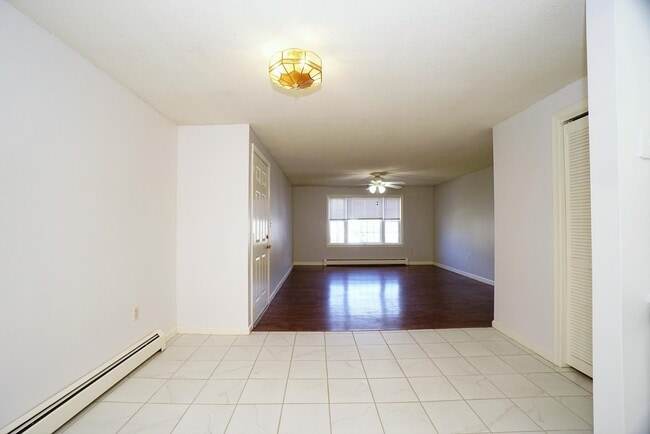 Building Photo - 50 Brookside Dr