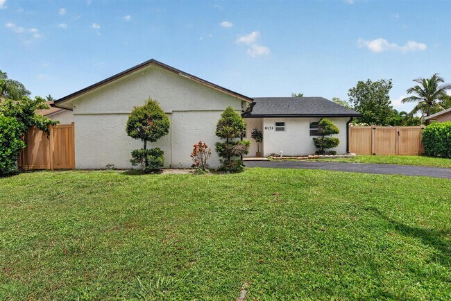 Building Photo - 8131 NW 44th Ct