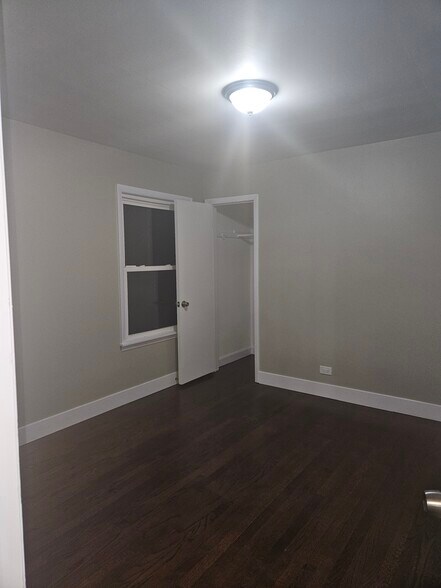 Building Photo - 8715 Ridge St
