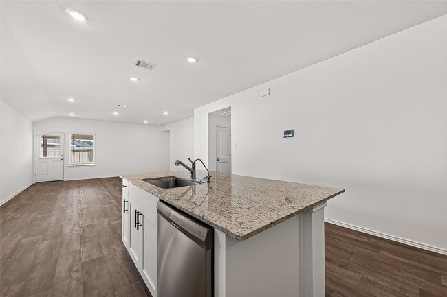 Building Photo - 31210 Carmelas Landing Dr