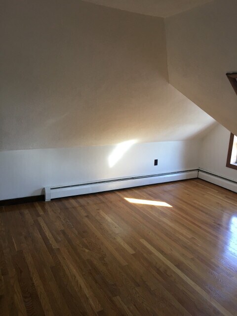 Building Photo - 20 Benedict St