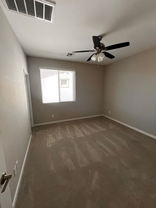 Building Photo - Move in Ready Home For Rent in Estrella!