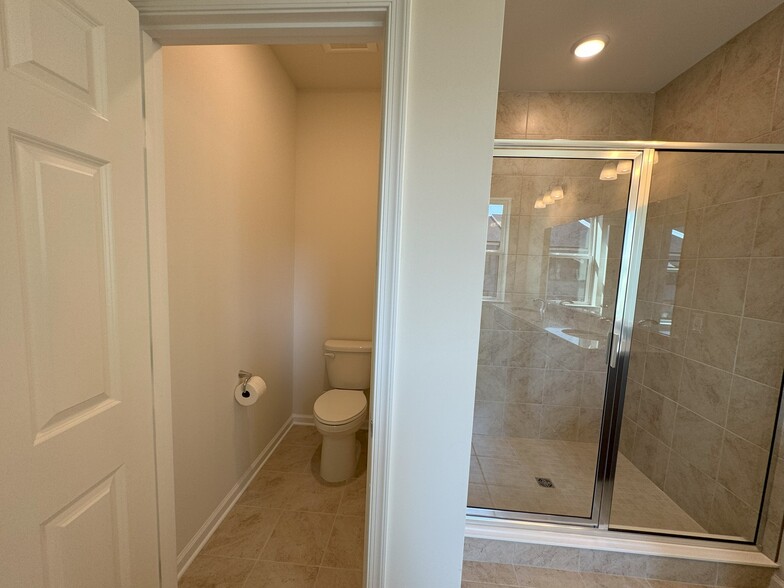 Master bathroom with enclose Water closet & shower - 111 Peyton Pl