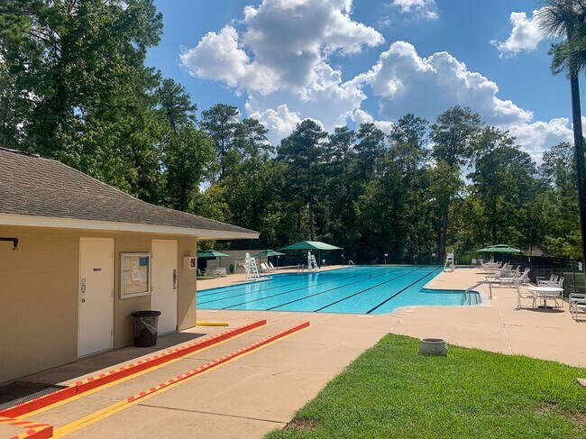 Building Photo - 226 Waters Edge