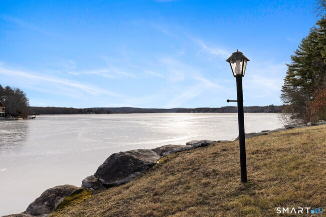 Building Photo - 120 Kenwood Rd