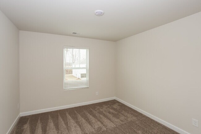 Building Photo - 128 Guardian Gate Dr