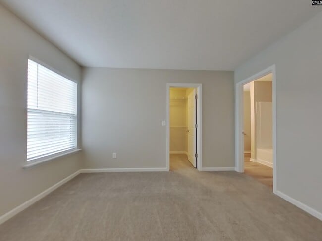 Building Photo - 129 Honey Tree Rd