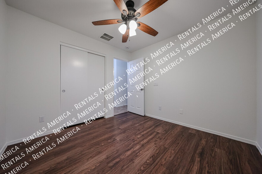 Building Photo - 29120 N Yellow Bee Dr