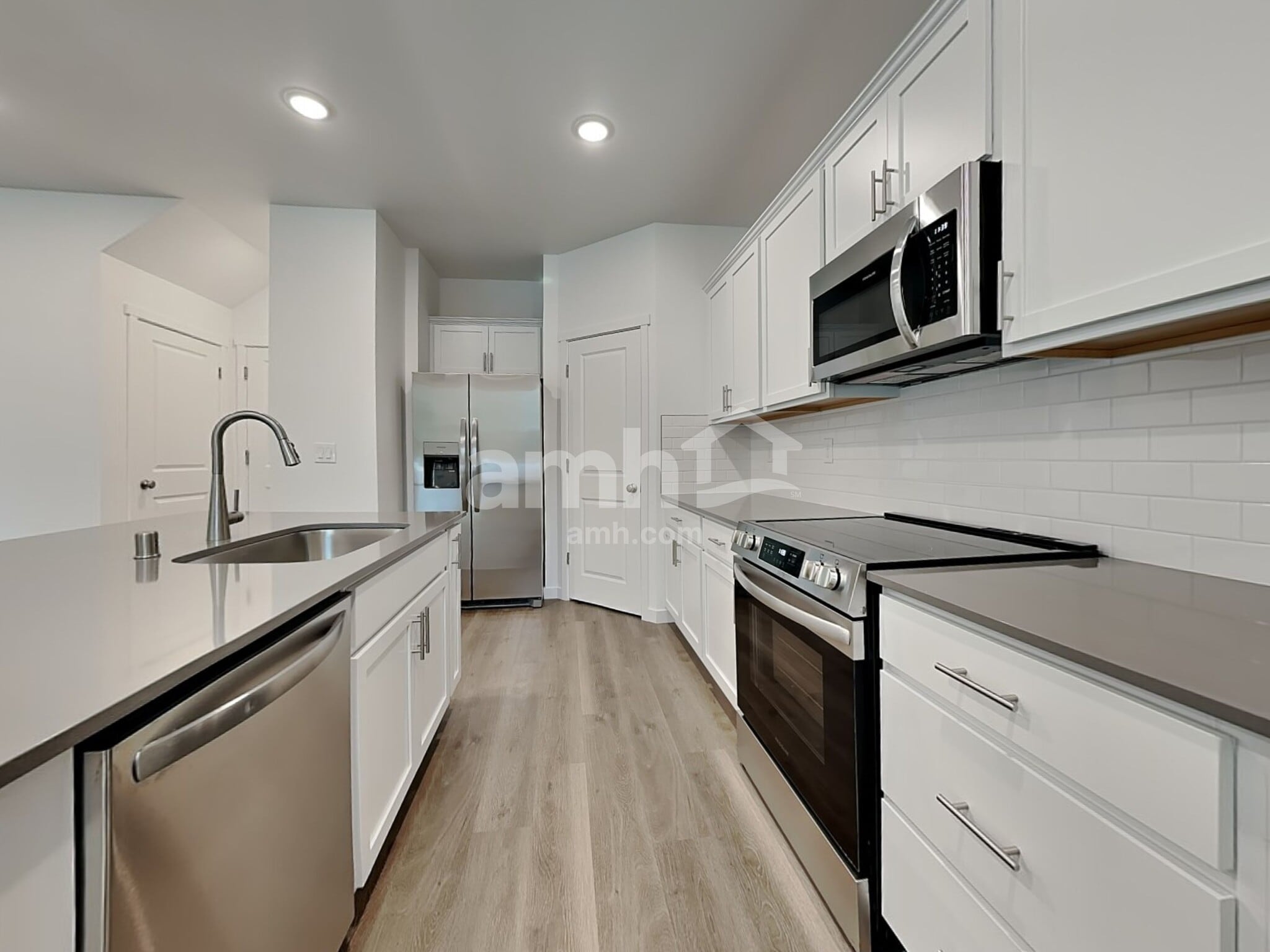 Building Photo - 5205 Turnstone St SE