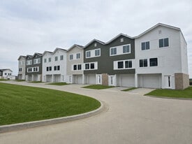 Building Photo - Tallgrass Apartments