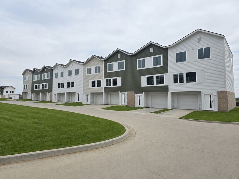 Building Photo - Tallgrass Neighborhood