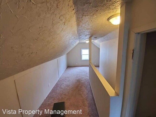 Building Photo - 3 br, 1 bath House - 149 Duxbury Rd