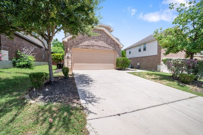 Building Photo - Gorgeous 4 Bed/ 3Bath house for rent! Avai...