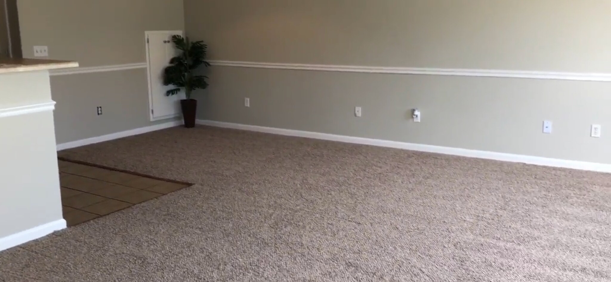 Building Photo - 312 Claremont Ave