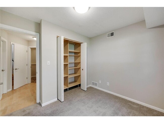 Building Photo - 11266 50th Pl N