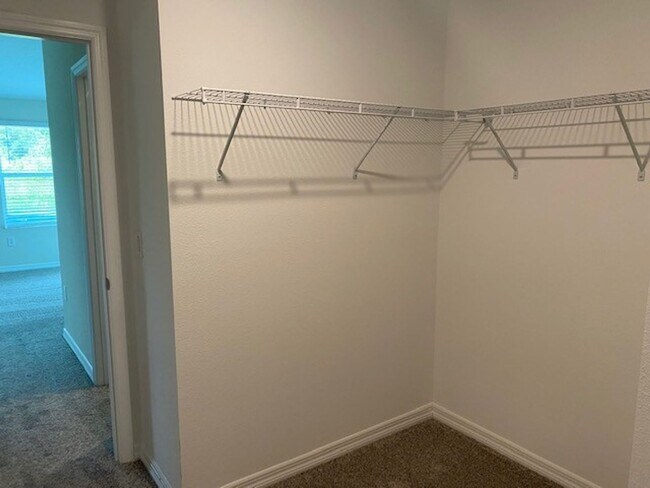 Building Photo - 1840 Ancestry Trl