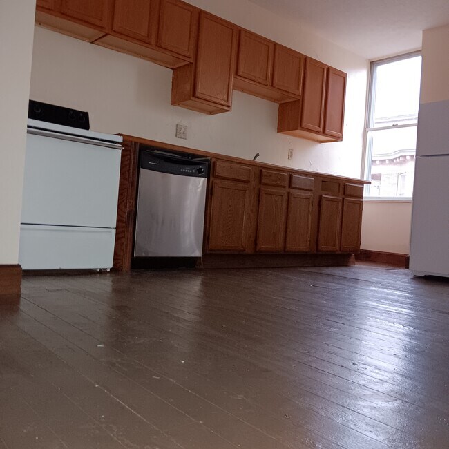 Building Photo - 2148 Auburn Ave