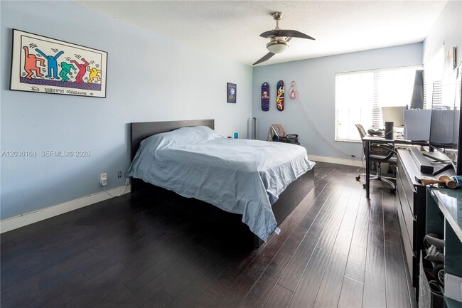 Building Photo - 921 Bayberry Point Dr