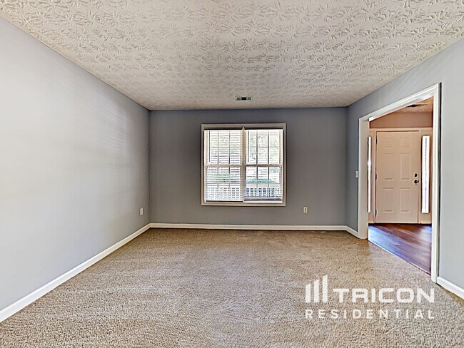 Building Photo - 648 Stonecrest Dr