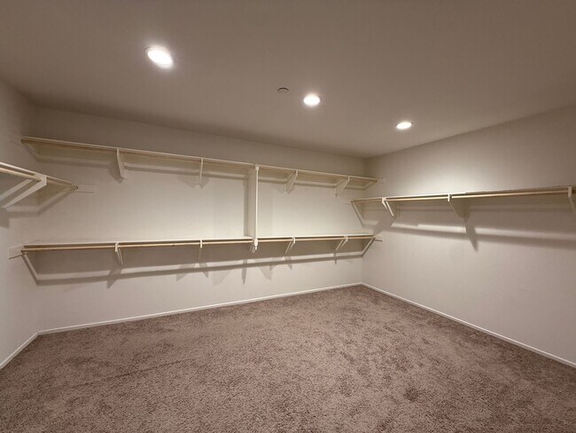 Building Photo - 6929 Atmore St