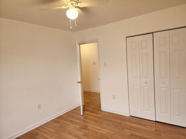 Building Photo - 5506 Dendron Dr