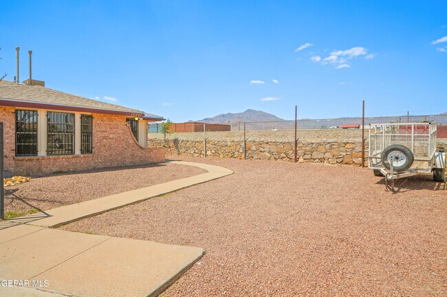 Building Photo - 10207 Angel Falls Pl