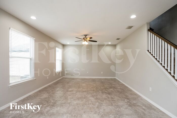 Building Photo - 3050 Sera Bella Way
