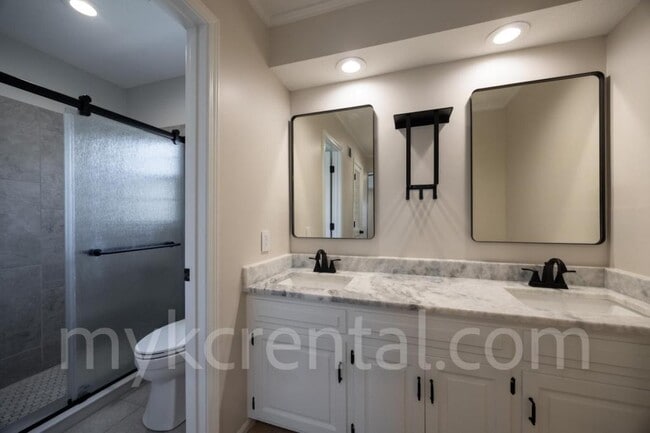 Building Photo - 12012 Ensley Ln