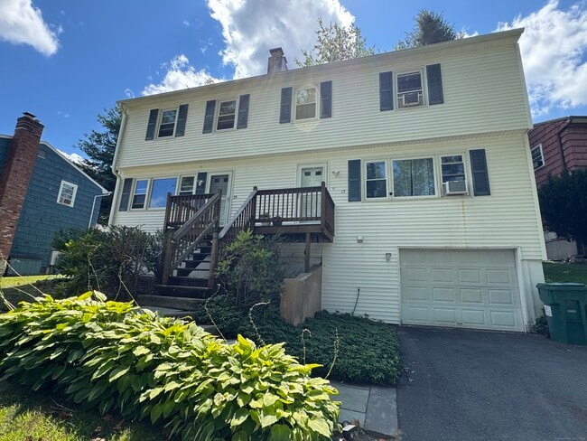 Primary Photo - 19 Granite Dr