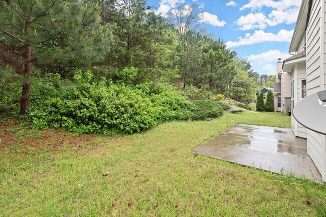Building Photo - 5 Bedroom in Buford. Great School