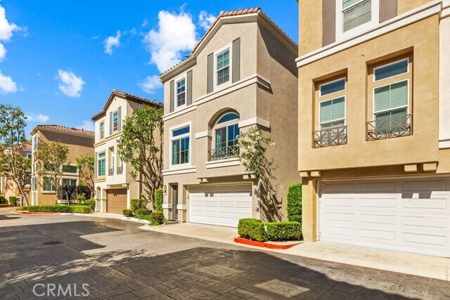 Building Photo - 205 Montana Del Lago Dr