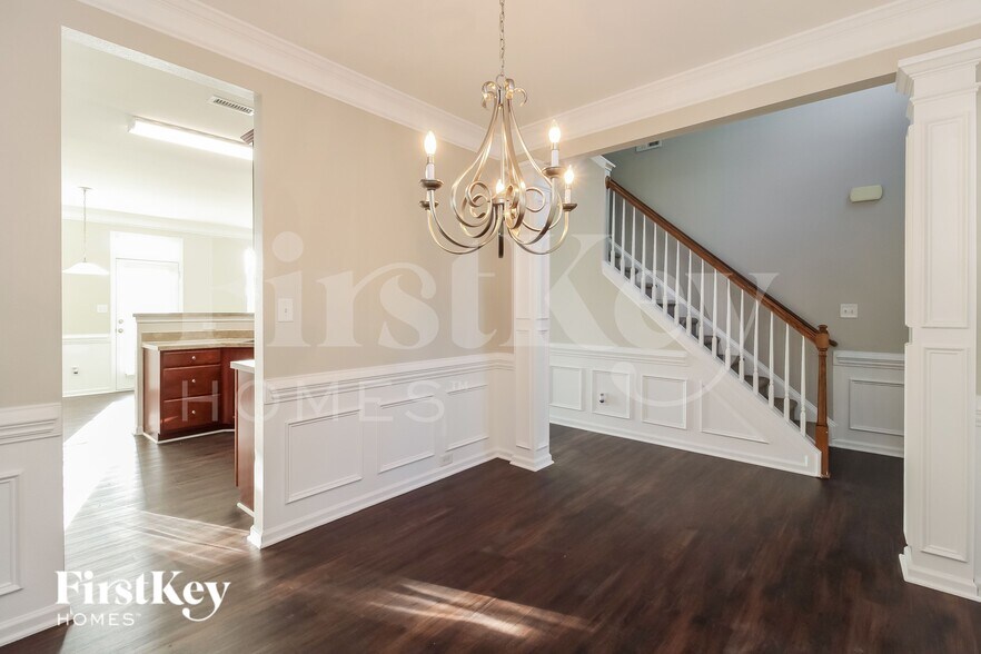 Building Photo - 124 Fining Court