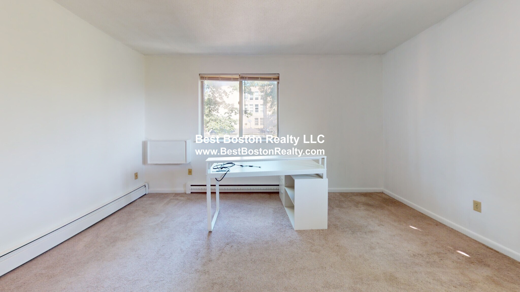 Building Photo - 41 Belmont St