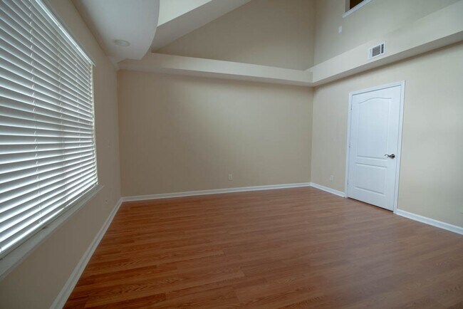 Building Photo - Berkeley Walk @ Savannah Quarters