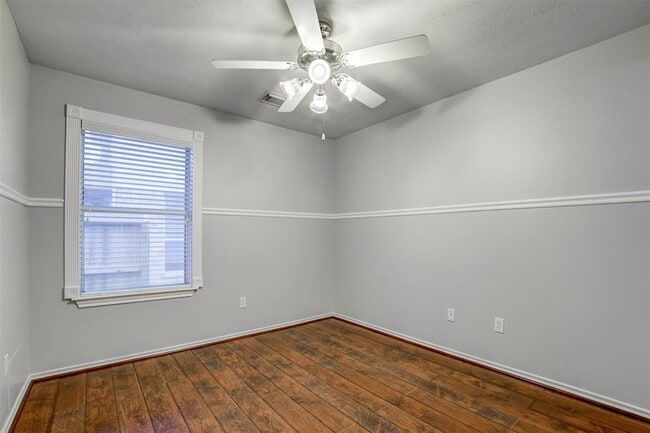 Building Photo - 12130 Piney Bend Dr