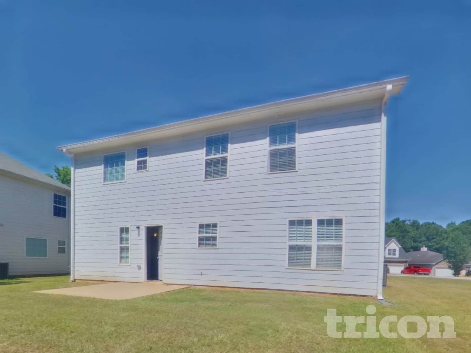 Building Photo - 120 Lakeside Point