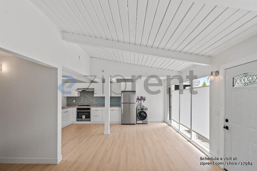 Building Photo - 4201 Ruthelma Ave